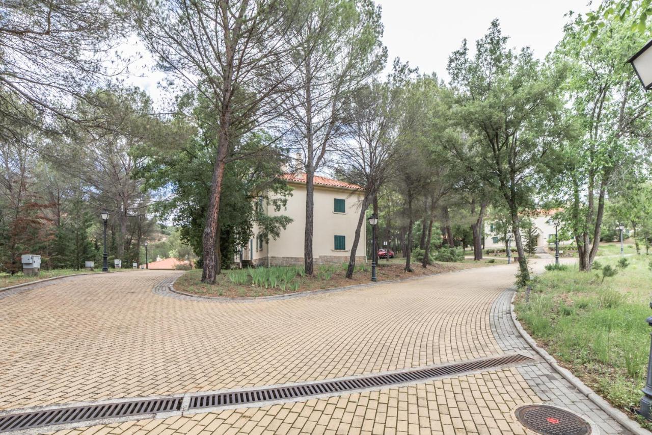 Apartamentos Rurales El Colvillo Trillo Exterior foto